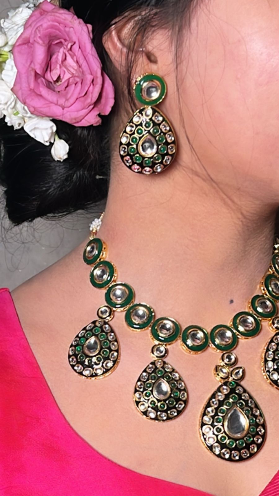 The Emerald Bloom Kundan Jadau Necklace Set
