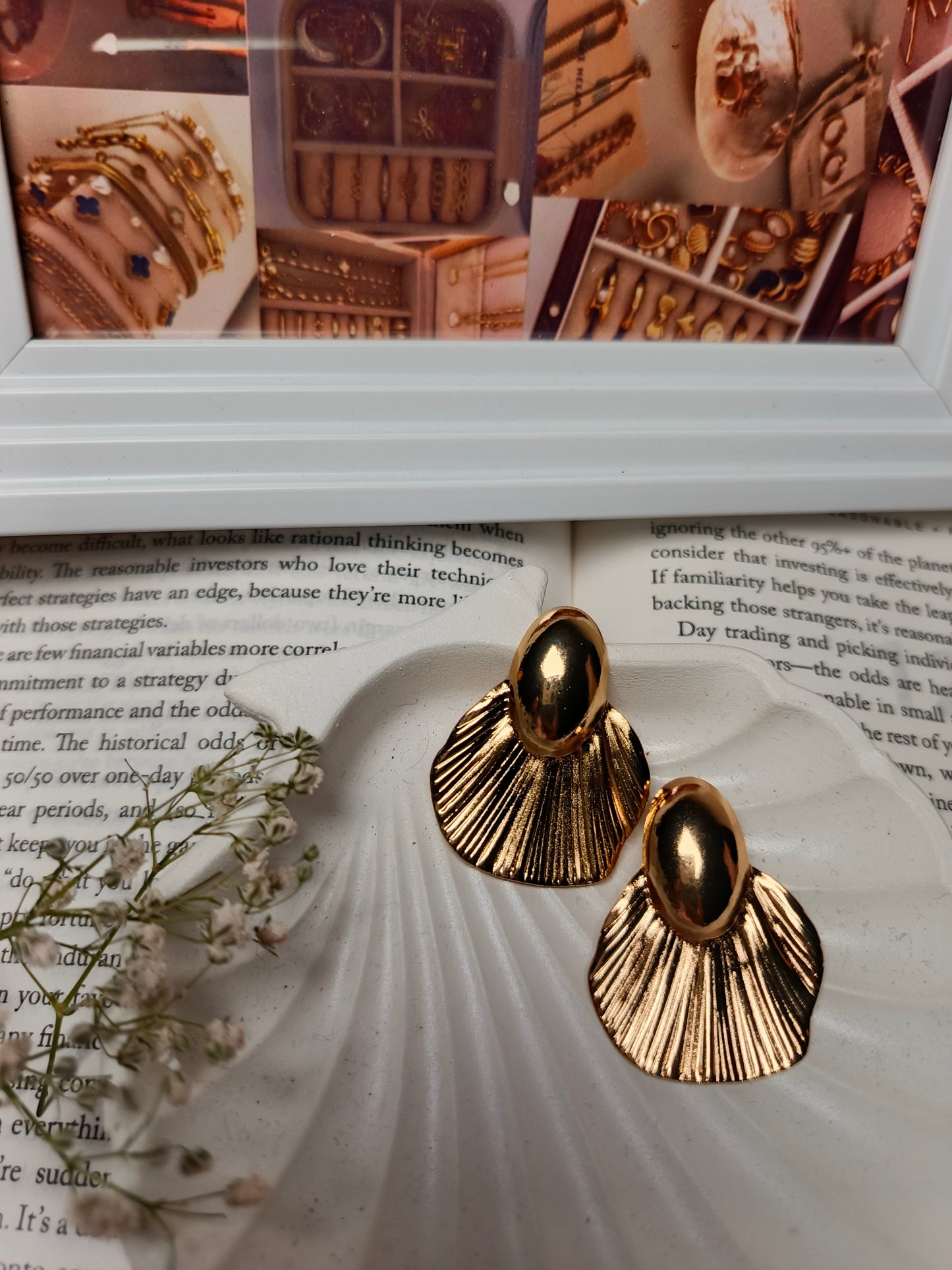Anti tarnish Vintage-Inspired Gold Fan anti tarnish Drop Earrings | Statement Piece