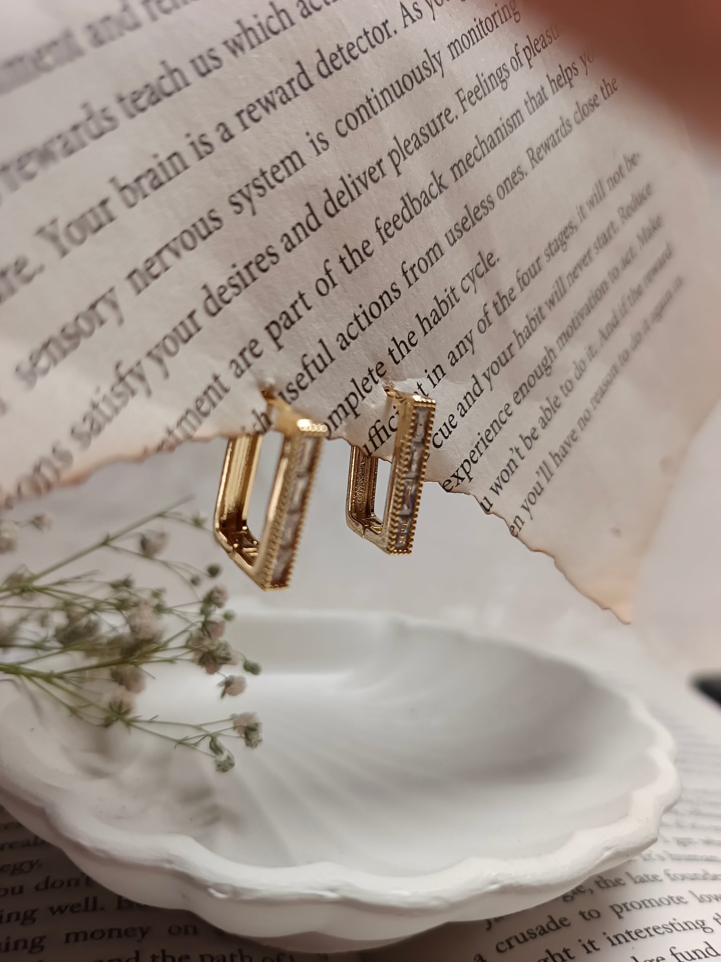 Sleek Geometric Crystal anti tarnish Hoop Earrings | Gold-Toned