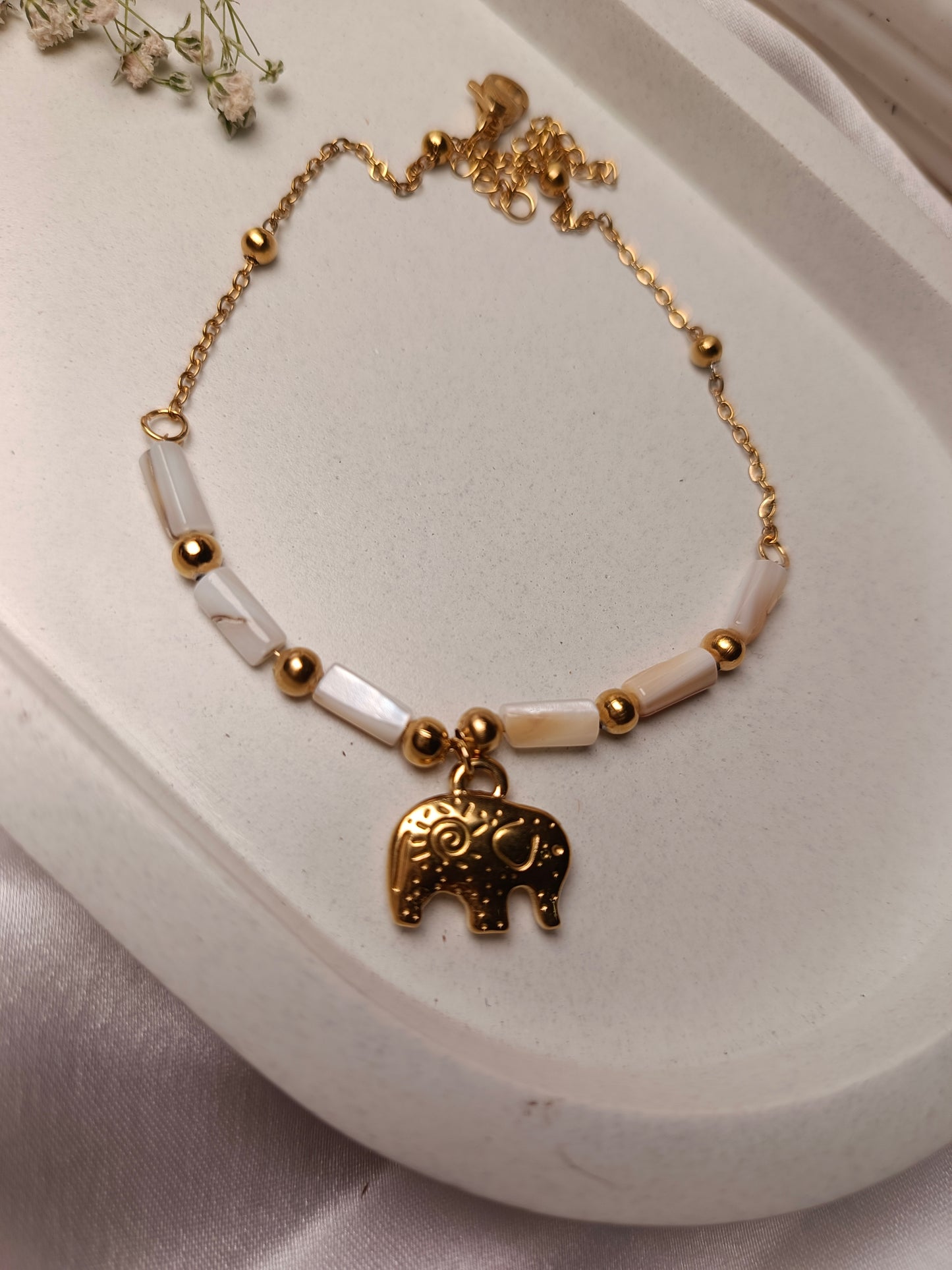Anti tarnish Good Luck Elephant Gold & White Beaded Anklet