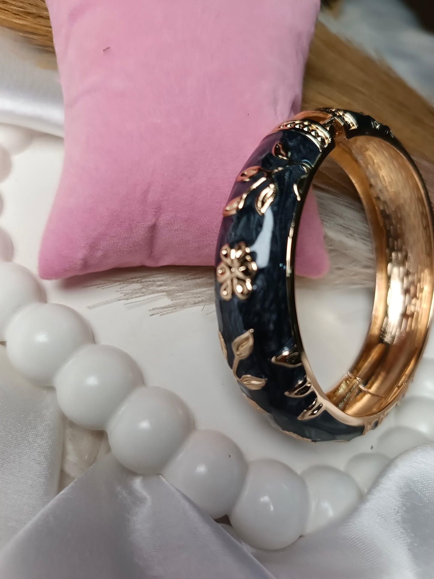 Elegant Black & Gold Floral Enamel Bangle