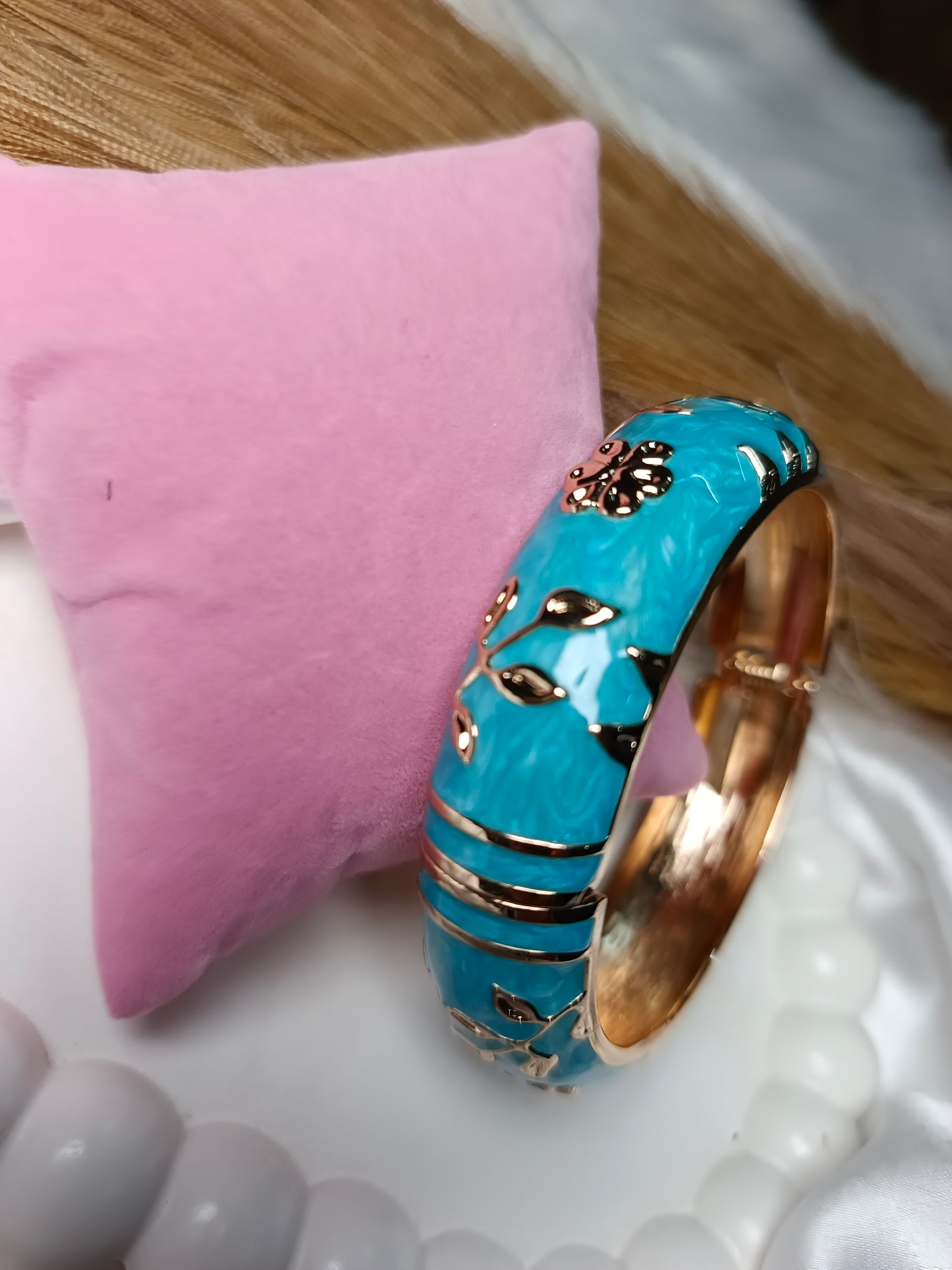 Elegant Blue & Gold Floral Enamel Bangle