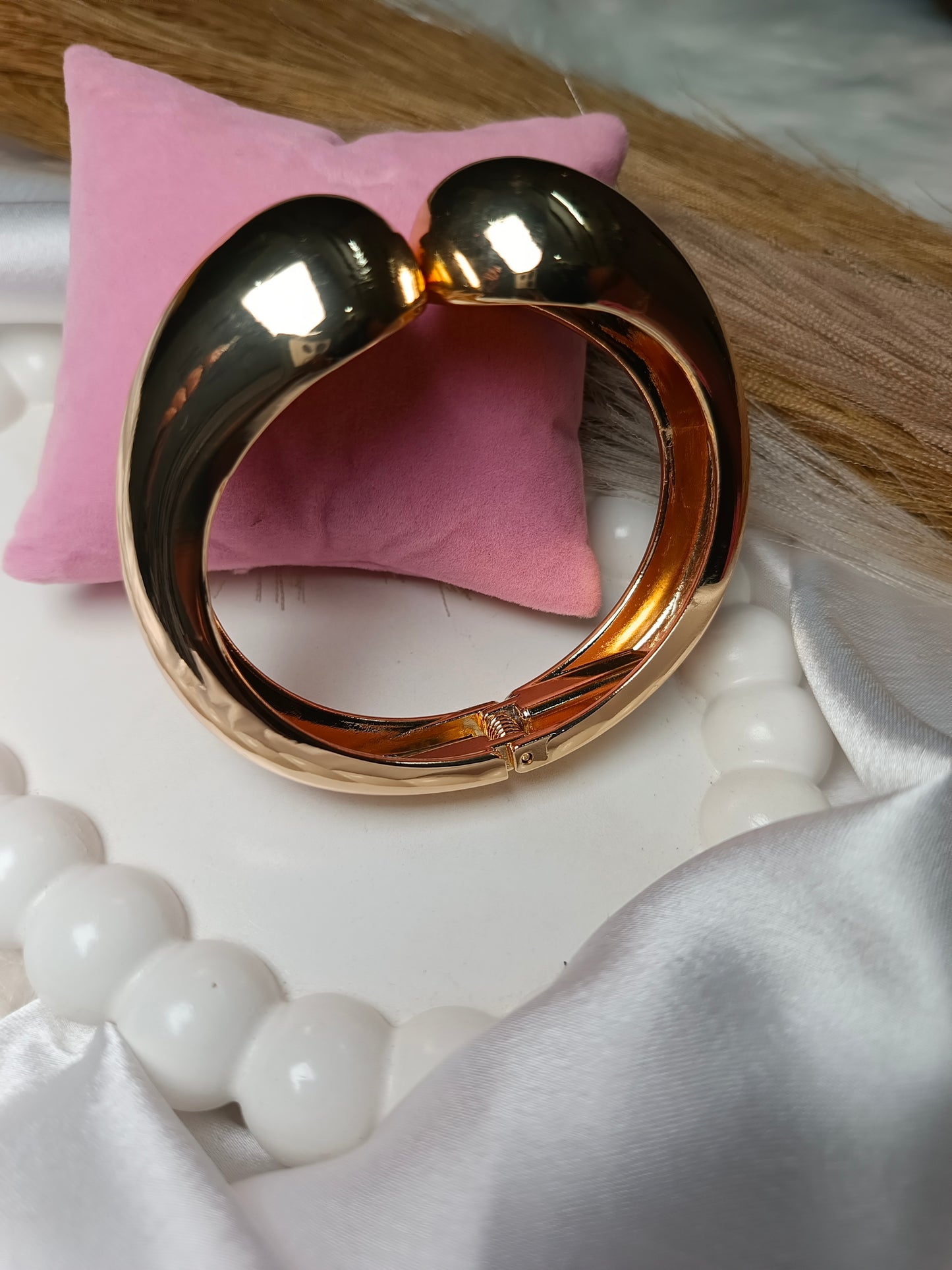 Anti tarnish Sculptural Golden Hinged Bangle Bracelet