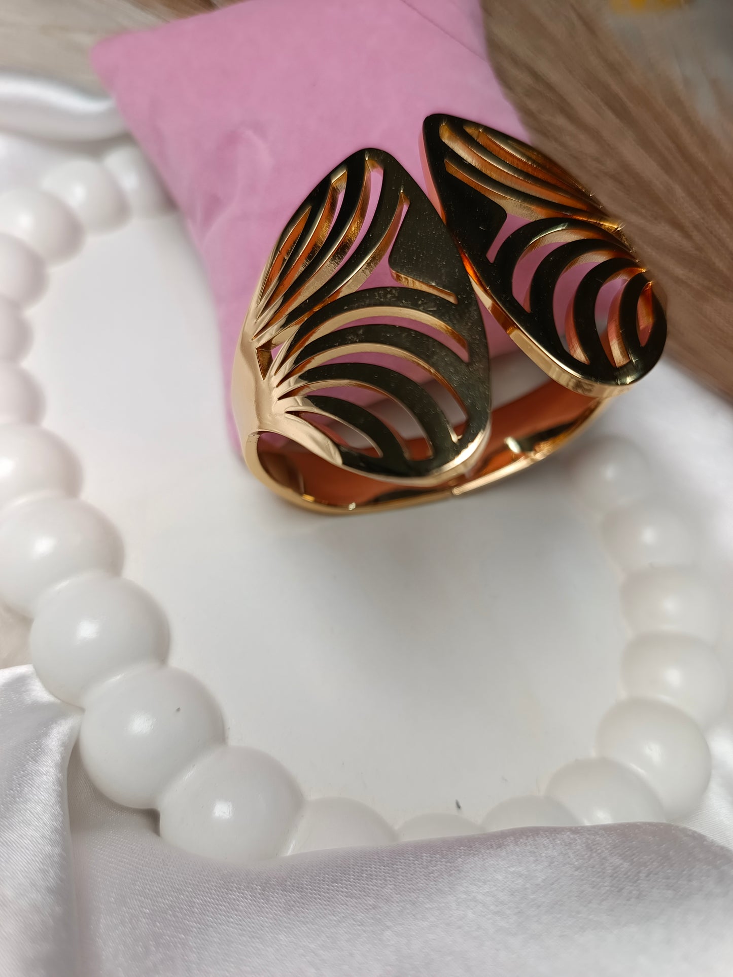 Bold Gold-Plated Statement anti tarnish Cuff Bracelet