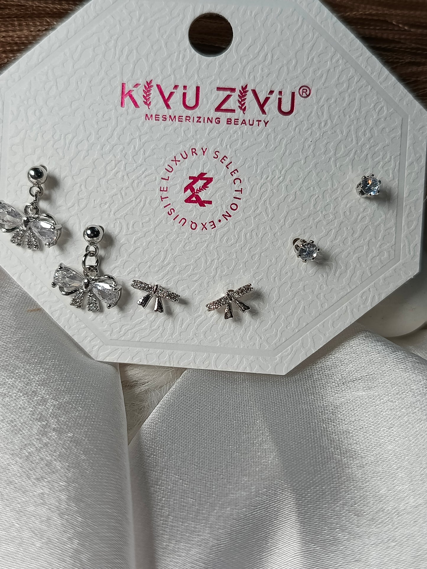 Silver-Tone Bow Stud Earring Set
