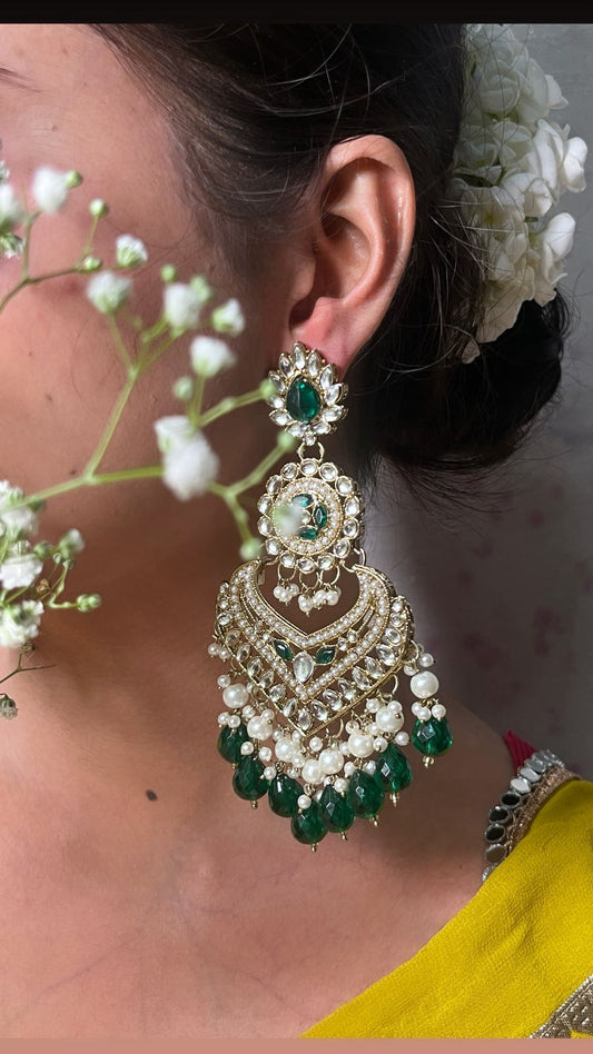 dharsti emerald chandbali