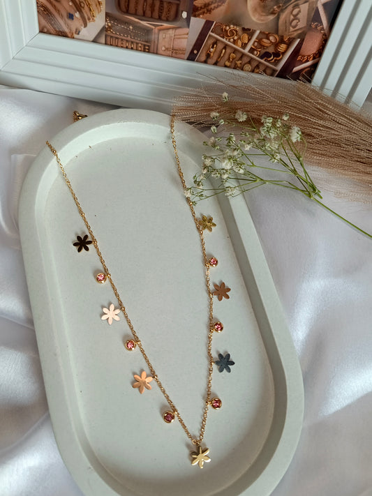 Anti tarnish Dainty Meadow Flowers Gold Charm Necklace