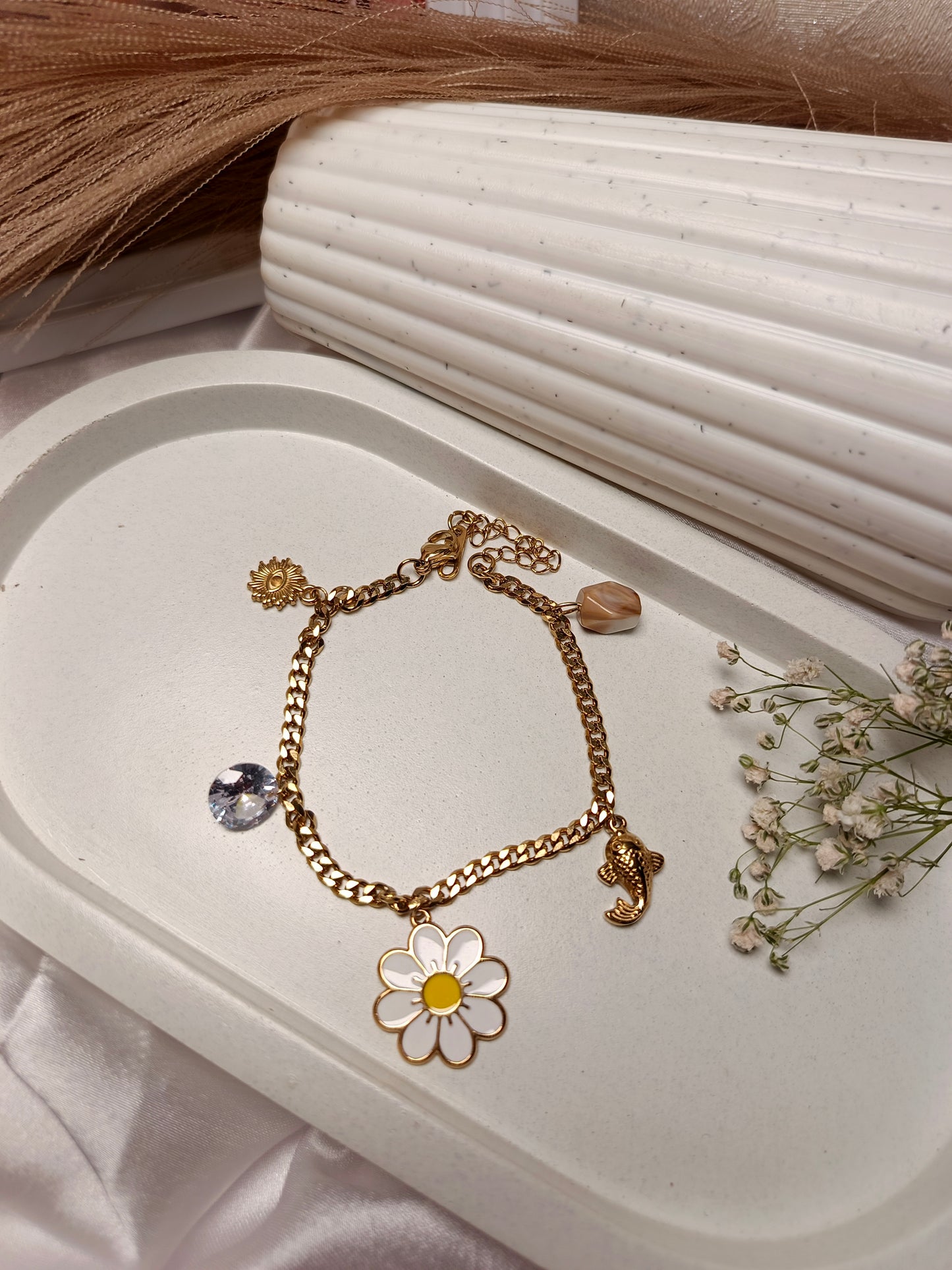Beautiful Daisy Charm Bracelet