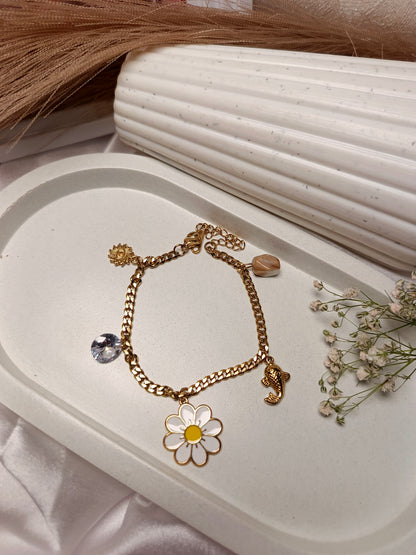 Beautiful Daisy Charm Bracelet