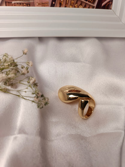 Anti tarnish Sculptural Fluid Drop Ring