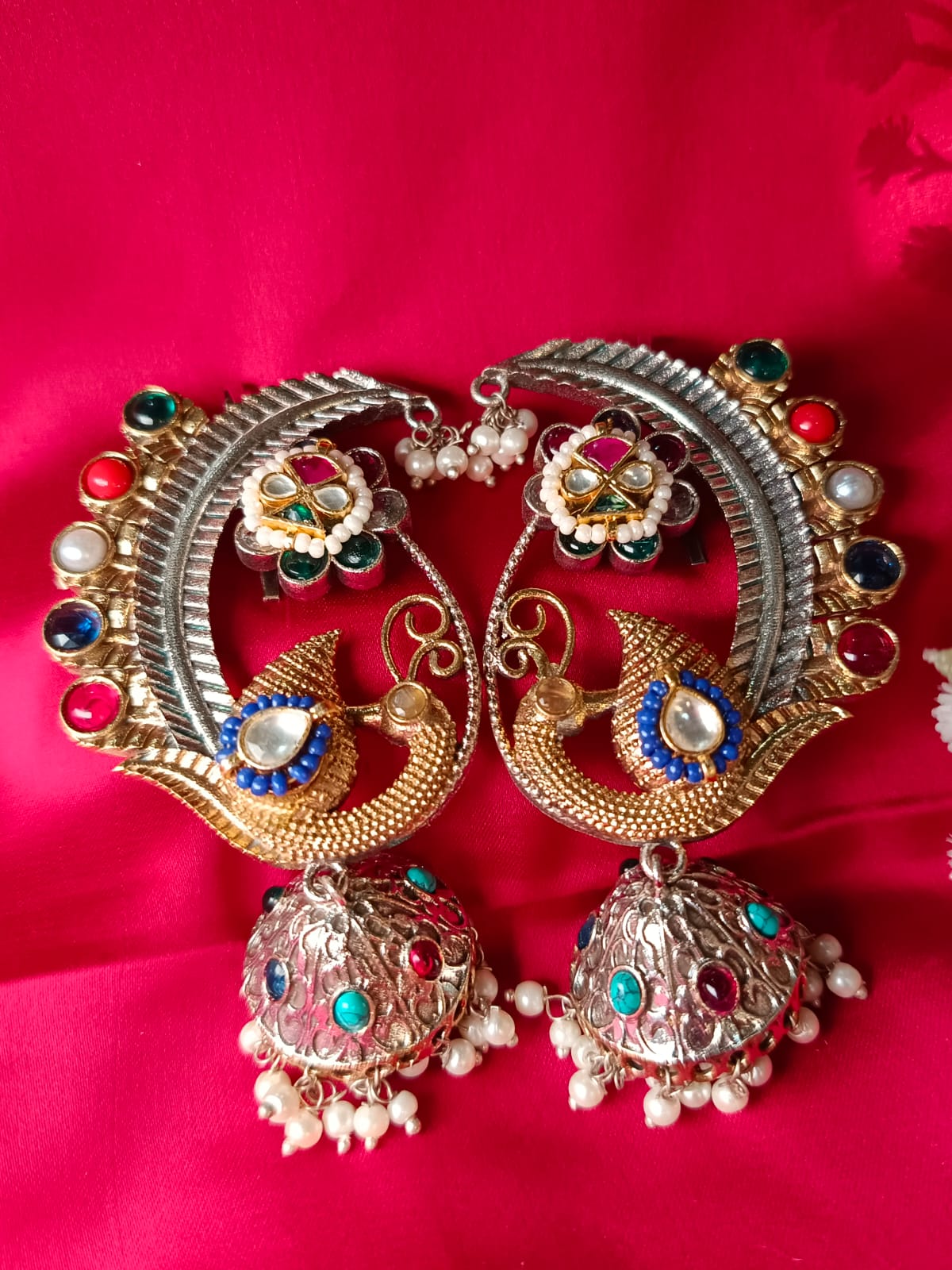 Premium Paachi Kundan Earcuff: Artisan Indian Design | Uncut Gemstone Elegance