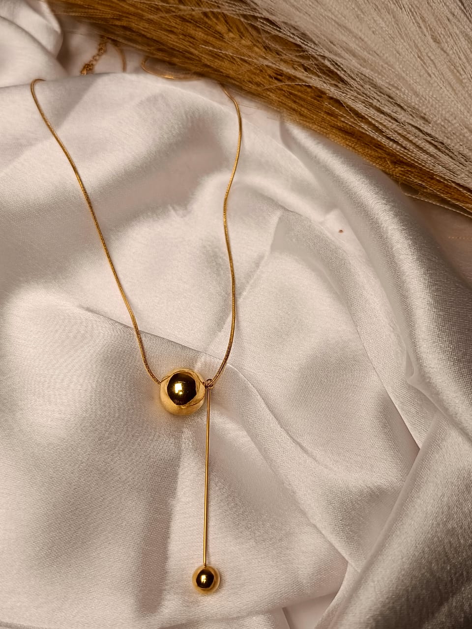 Anti-Tarnish Gold-Plated Ball Lariat Necklace
