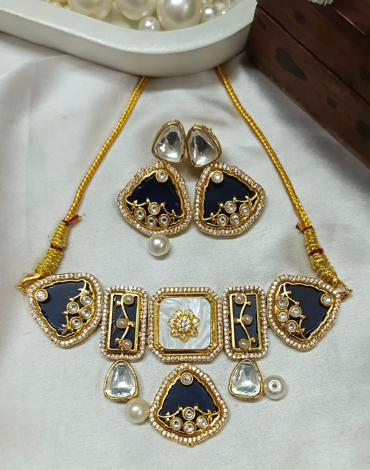 Premium Green Kundan & Mother of Pearl Choker Necklace Set with Earrings | Bridal & Wedding Jewellery